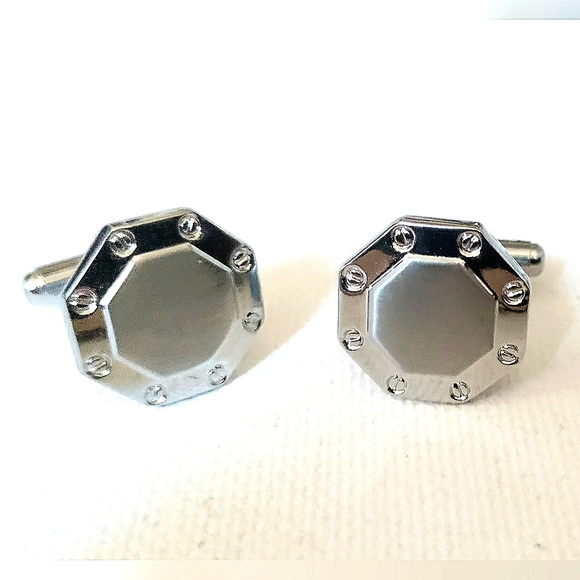 NEW 3pc. Cufflinks: "Octo" Stainless Steel with Tie Bar. Diamond Cut Bullet Back - Picture 3 of 7